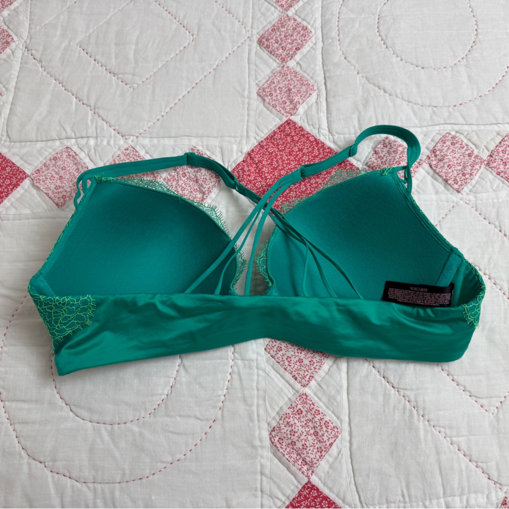 Victoria’s Secret Very Sexy Push Up Bra Size 36C Strappy Crisscross Back - Picture 4 of 12